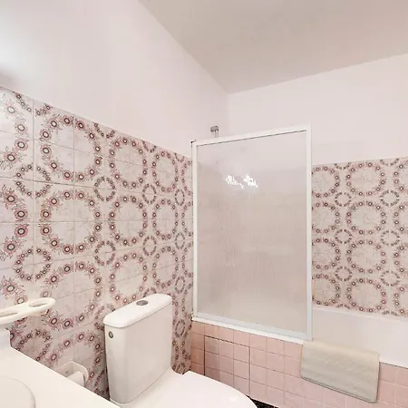 Awesome Home In Saussignac With Wifi Holiday home Saussignac