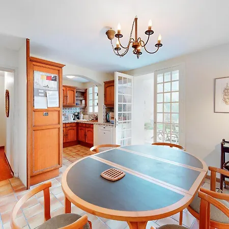 Awesome Home In Saussignac With Wifi