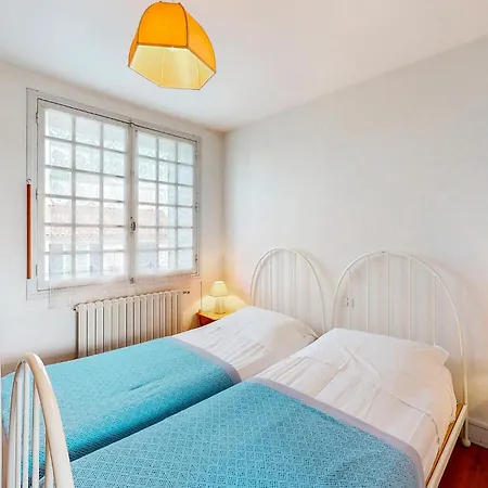 Awesome Home In Saussignac With Wifi * Saussignac