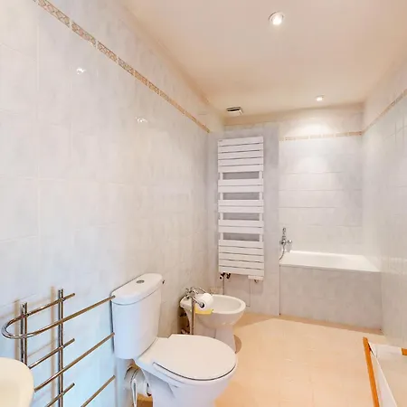 Awesome Home In Saussignac With Wifi Holiday home *