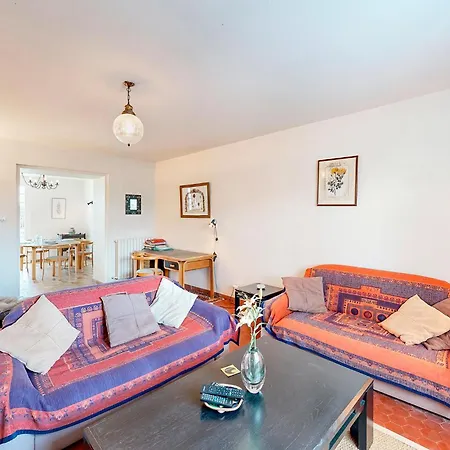 Awesome Home In Saussignac With Wifi Holiday home Saussignac