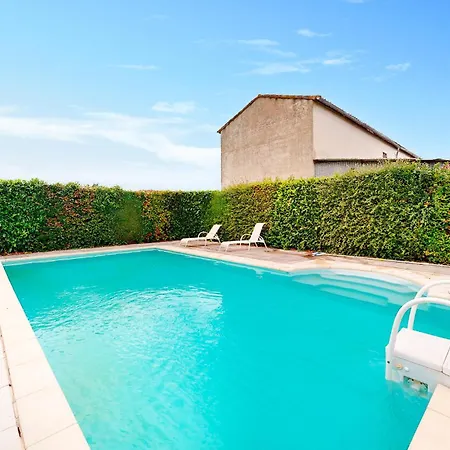 Awesome Home In Saussignac With Wifi
