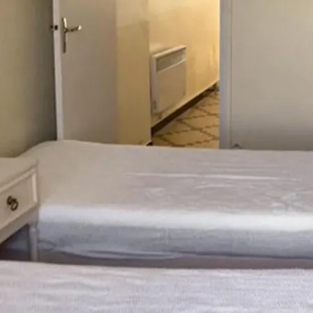 Awesome Home In Saussignac With Wifi Holiday home Saussignac